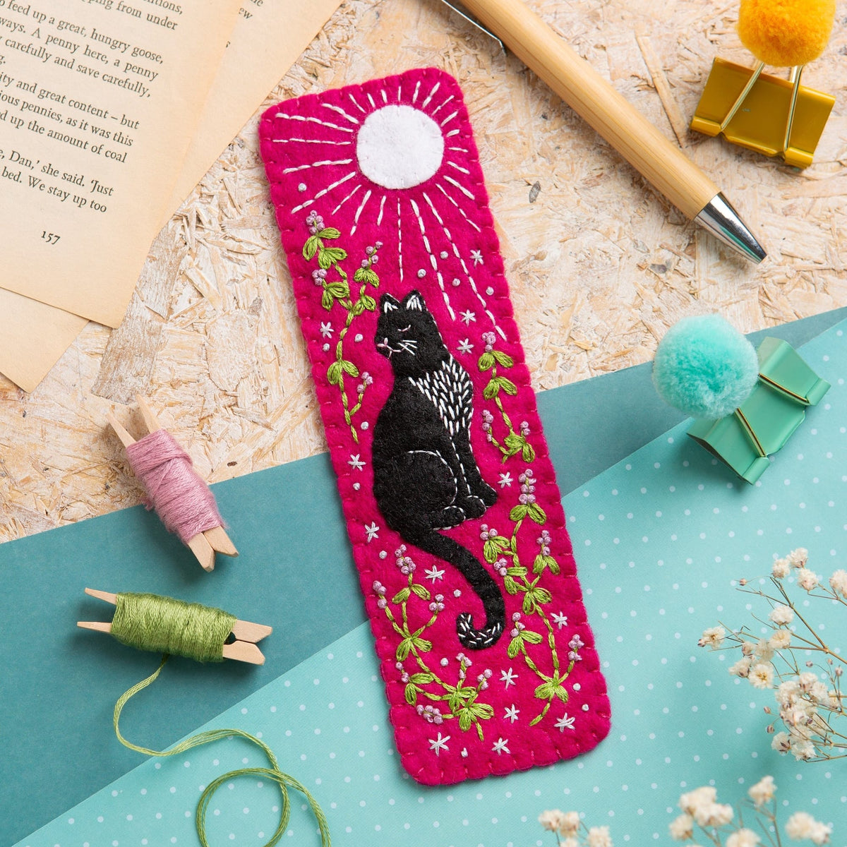 Hawthorn Crafts Bookmark Felt Kit