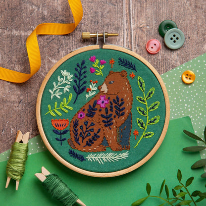 Hawthorn Crafts Mini Embroidery Kit
