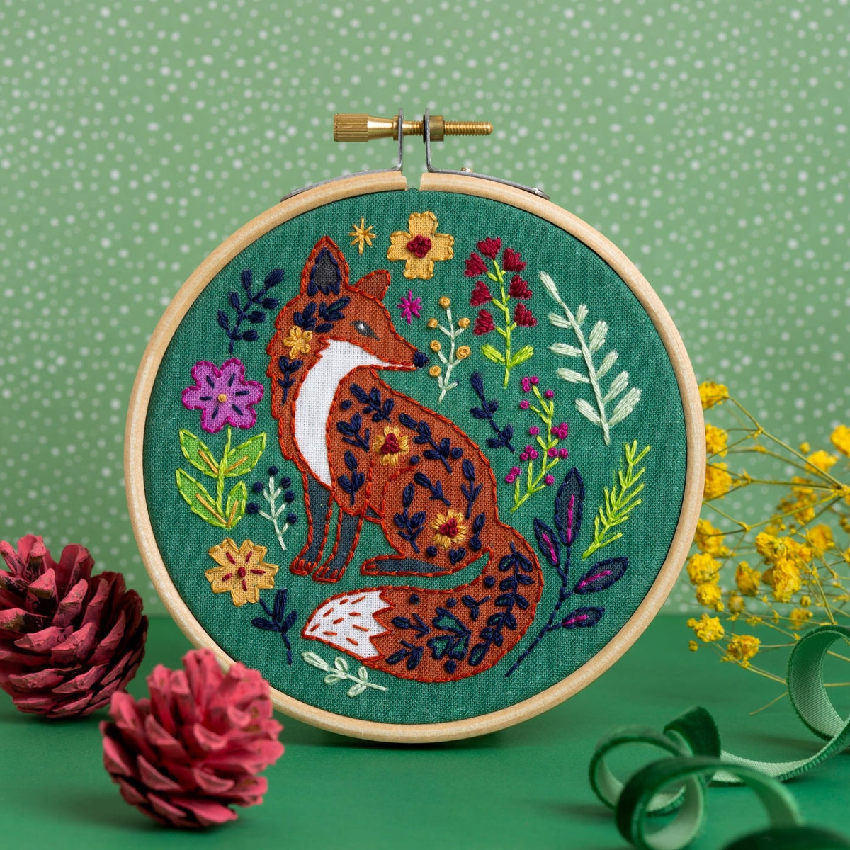 Hawthorn Crafts Mini Embroidery Kit