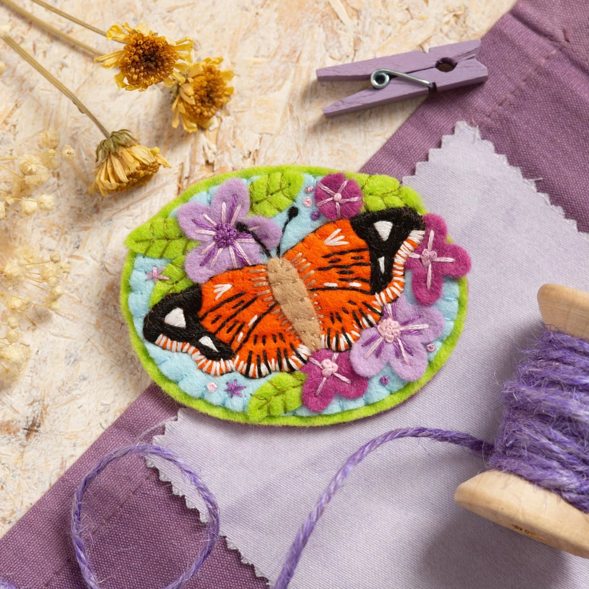 Hawthorn Crafts Felt Craft Brooch Kit