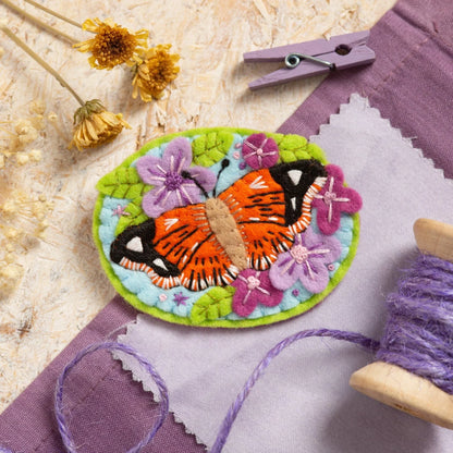 Hawthorn Crafts Felt Craft Brooch Kit